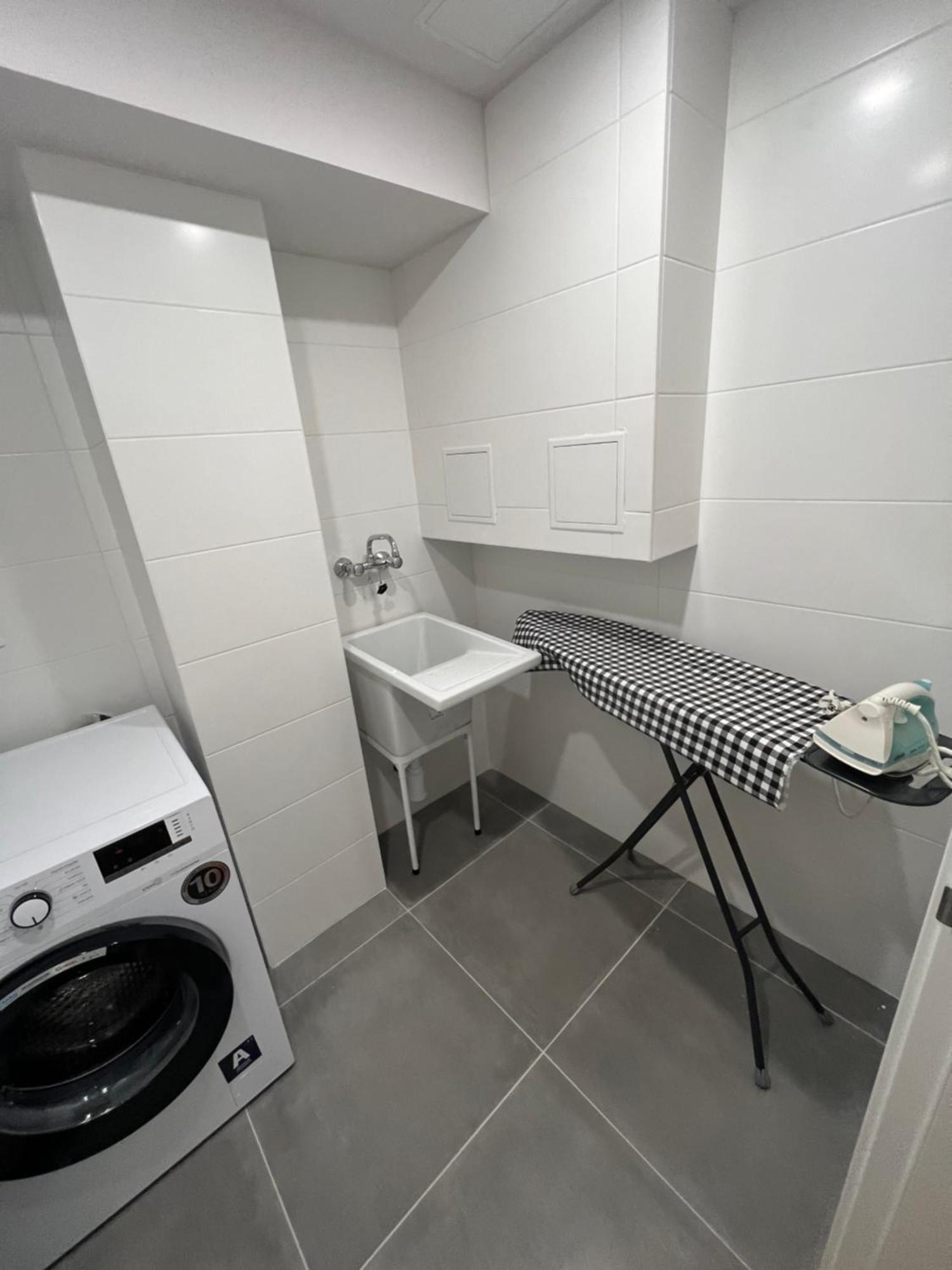 Vivienda Ronda Muralla A Estrenar Apartment Lugo Ngoại thất bức ảnh